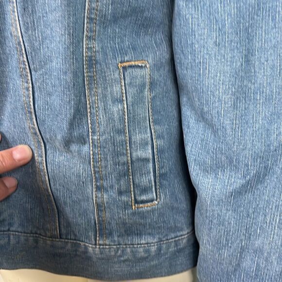 Harley-Davidson Logo Patch Denim Trucker Jacket Kid’s Size 16-18 - Picture 8 of 8